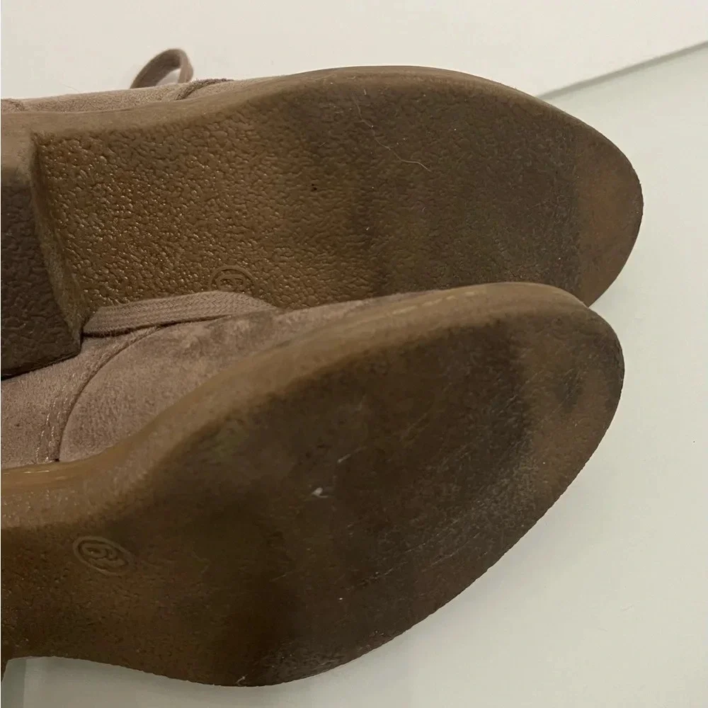 Universal Thread Tan Ankle Lace Up  Booties 6.5 - Picture 6 of 7